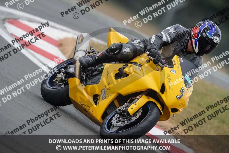 donington no limits trackday;donington park photographs;donington trackday photographs;no limits trackdays;peter wileman photography;trackday digital images;trackday photos