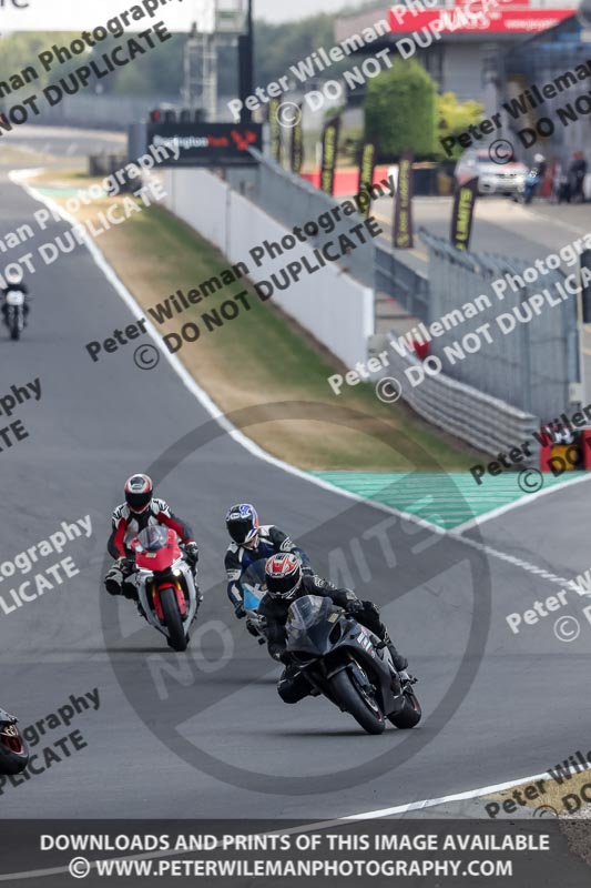 donington no limits trackday;donington park photographs;donington trackday photographs;no limits trackdays;peter wileman photography;trackday digital images;trackday photos