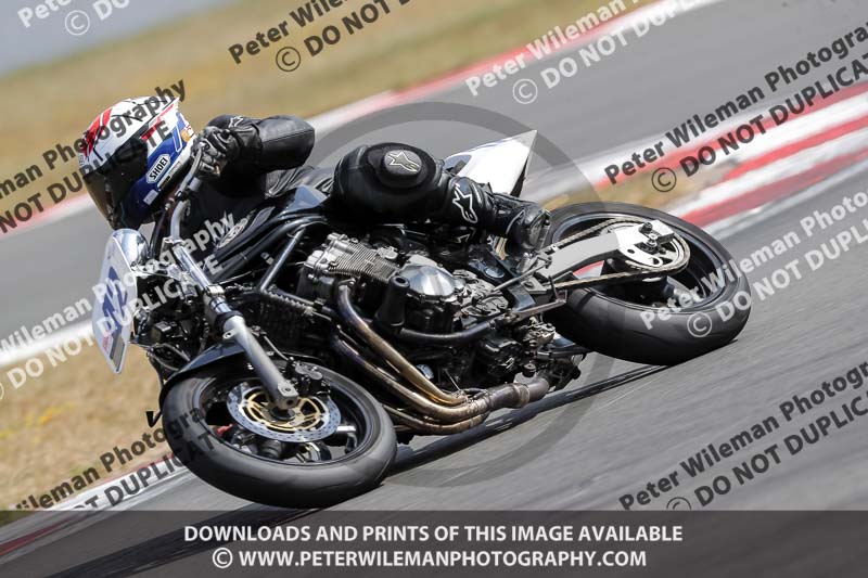 donington no limits trackday;donington park photographs;donington trackday photographs;no limits trackdays;peter wileman photography;trackday digital images;trackday photos