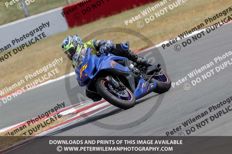 donington no limits trackday;donington park photographs;donington trackday photographs;no limits trackdays;peter wileman photography;trackday digital images;trackday photos