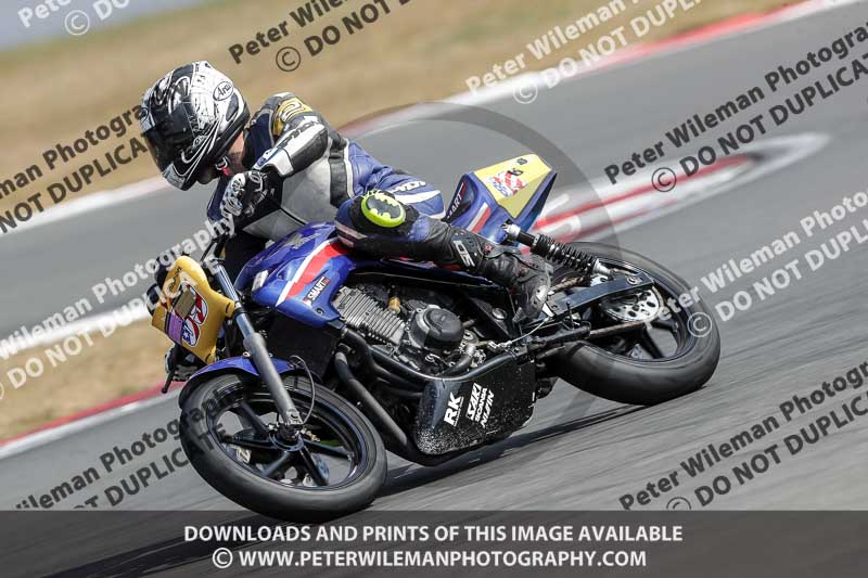 donington no limits trackday;donington park photographs;donington trackday photographs;no limits trackdays;peter wileman photography;trackday digital images;trackday photos
