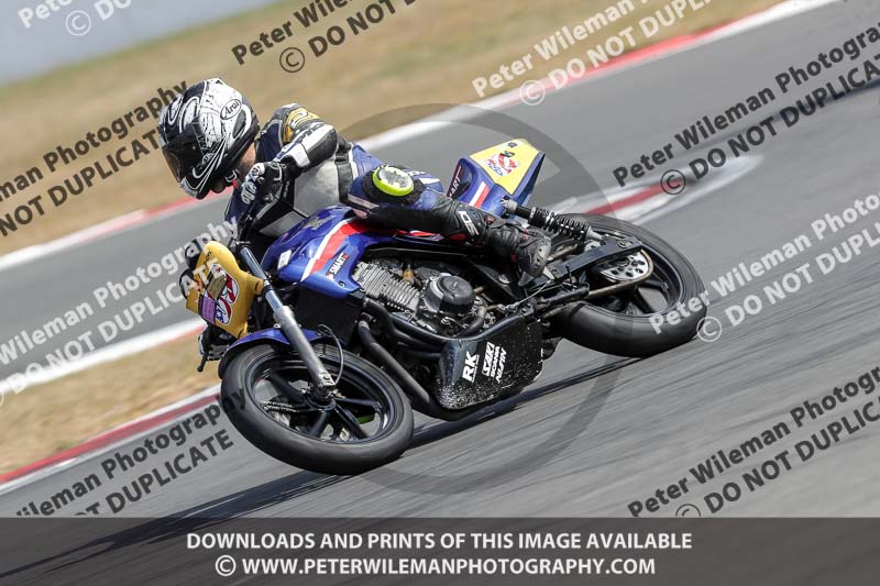 donington no limits trackday;donington park photographs;donington trackday photographs;no limits trackdays;peter wileman photography;trackday digital images;trackday photos