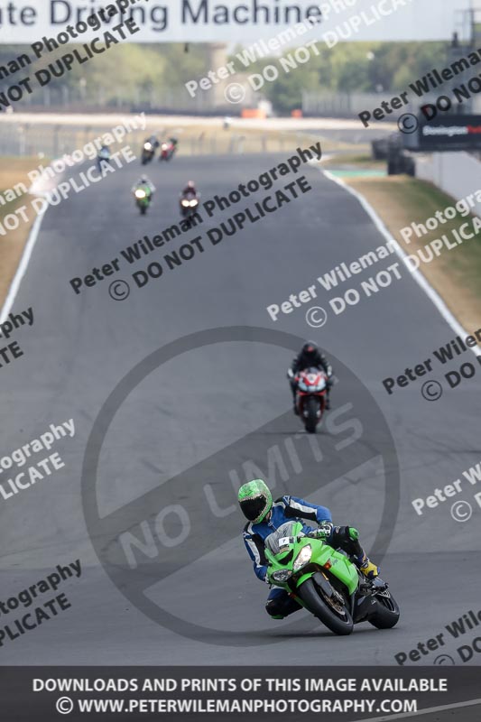 donington no limits trackday;donington park photographs;donington trackday photographs;no limits trackdays;peter wileman photography;trackday digital images;trackday photos