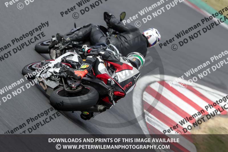 donington no limits trackday;donington park photographs;donington trackday photographs;no limits trackdays;peter wileman photography;trackday digital images;trackday photos