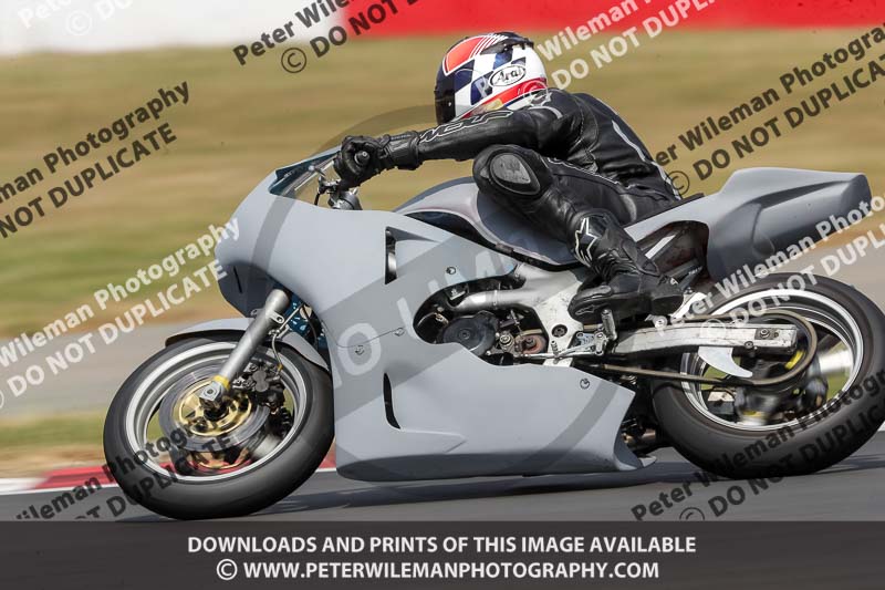donington no limits trackday;donington park photographs;donington trackday photographs;no limits trackdays;peter wileman photography;trackday digital images;trackday photos
