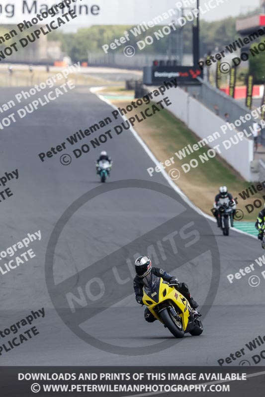 donington no limits trackday;donington park photographs;donington trackday photographs;no limits trackdays;peter wileman photography;trackday digital images;trackday photos