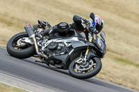 Rockingham-no-limits-trackday;enduro-digital-images;event-digital-images;eventdigitalimages;no-limits-trackdays;peter-wileman-photography;racing-digital-images;rockingham-raceway-northamptonshire;rockingham-trackday-photographs;trackday-digital-images;trackday-photos