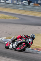 Rockingham-no-limits-trackday;enduro-digital-images;event-digital-images;eventdigitalimages;no-limits-trackdays;peter-wileman-photography;racing-digital-images;rockingham-raceway-northamptonshire;rockingham-trackday-photographs;trackday-digital-images;trackday-photos