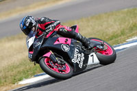 Rockingham-no-limits-trackday;enduro-digital-images;event-digital-images;eventdigitalimages;no-limits-trackdays;peter-wileman-photography;racing-digital-images;rockingham-raceway-northamptonshire;rockingham-trackday-photographs;trackday-digital-images;trackday-photos