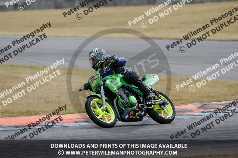 Rockingham no limits trackday;enduro digital images;event digital images;eventdigitalimages;no limits trackdays;peter wileman photography;racing digital images;rockingham raceway northamptonshire;rockingham trackday photographs;trackday digital images;trackday photos