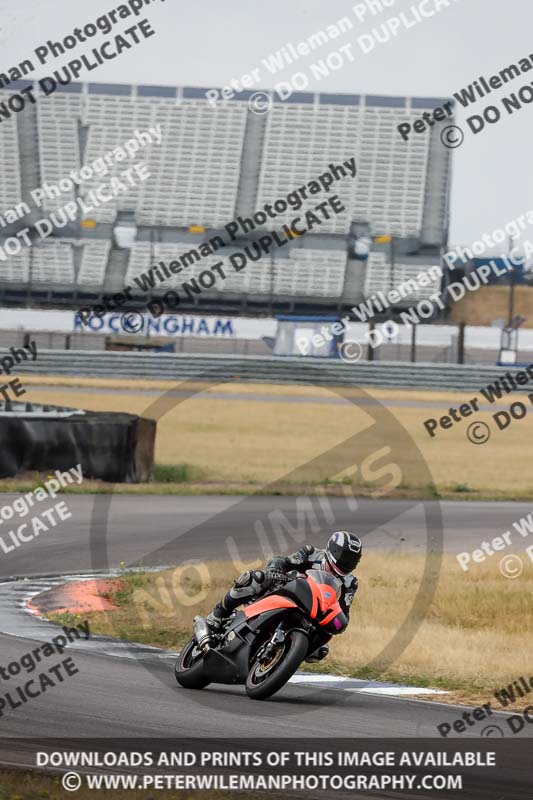 Rockingham no limits trackday;enduro digital images;event digital images;eventdigitalimages;no limits trackdays;peter wileman photography;racing digital images;rockingham raceway northamptonshire;rockingham trackday photographs;trackday digital images;trackday photos