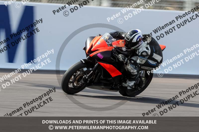 Rockingham no limits trackday;enduro digital images;event digital images;eventdigitalimages;no limits trackdays;peter wileman photography;racing digital images;rockingham raceway northamptonshire;rockingham trackday photographs;trackday digital images;trackday photos