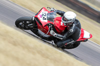 Rockingham-no-limits-trackday;enduro-digital-images;event-digital-images;eventdigitalimages;no-limits-trackdays;peter-wileman-photography;racing-digital-images;rockingham-raceway-northamptonshire;rockingham-trackday-photographs;trackday-digital-images;trackday-photos