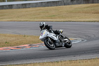 Rockingham-no-limits-trackday;enduro-digital-images;event-digital-images;eventdigitalimages;no-limits-trackdays;peter-wileman-photography;racing-digital-images;rockingham-raceway-northamptonshire;rockingham-trackday-photographs;trackday-digital-images;trackday-photos