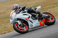 Rockingham-no-limits-trackday;enduro-digital-images;event-digital-images;eventdigitalimages;no-limits-trackdays;peter-wileman-photography;racing-digital-images;rockingham-raceway-northamptonshire;rockingham-trackday-photographs;trackday-digital-images;trackday-photos