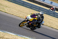 Rockingham-no-limits-trackday;enduro-digital-images;event-digital-images;eventdigitalimages;no-limits-trackdays;peter-wileman-photography;racing-digital-images;rockingham-raceway-northamptonshire;rockingham-trackday-photographs;trackday-digital-images;trackday-photos