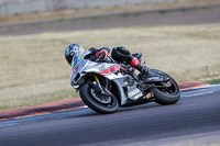 Rockingham-no-limits-trackday;enduro-digital-images;event-digital-images;eventdigitalimages;no-limits-trackdays;peter-wileman-photography;racing-digital-images;rockingham-raceway-northamptonshire;rockingham-trackday-photographs;trackday-digital-images;trackday-photos