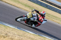 Rockingham-no-limits-trackday;enduro-digital-images;event-digital-images;eventdigitalimages;no-limits-trackdays;peter-wileman-photography;racing-digital-images;rockingham-raceway-northamptonshire;rockingham-trackday-photographs;trackday-digital-images;trackday-photos