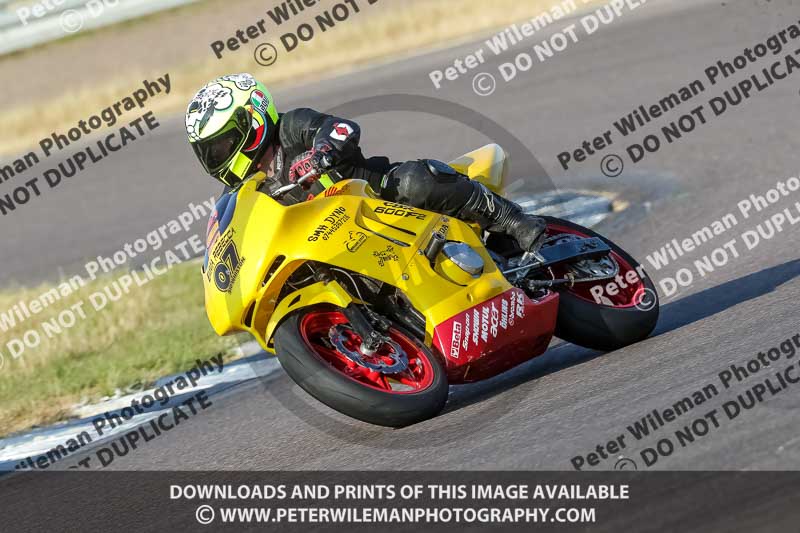 Rockingham no limits trackday;enduro digital images;event digital images;eventdigitalimages;no limits trackdays;peter wileman photography;racing digital images;rockingham raceway northamptonshire;rockingham trackday photographs;trackday digital images;trackday photos