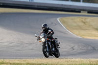 Rockingham-no-limits-trackday;enduro-digital-images;event-digital-images;eventdigitalimages;no-limits-trackdays;peter-wileman-photography;racing-digital-images;rockingham-raceway-northamptonshire;rockingham-trackday-photographs;trackday-digital-images;trackday-photos