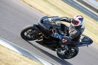 Rockingham-no-limits-trackday;enduro-digital-images;event-digital-images;eventdigitalimages;no-limits-trackdays;peter-wileman-photography;racing-digital-images;rockingham-raceway-northamptonshire;rockingham-trackday-photographs;trackday-digital-images;trackday-photos
