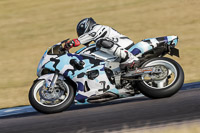 Rockingham-no-limits-trackday;enduro-digital-images;event-digital-images;eventdigitalimages;no-limits-trackdays;peter-wileman-photography;racing-digital-images;rockingham-raceway-northamptonshire;rockingham-trackday-photographs;trackday-digital-images;trackday-photos