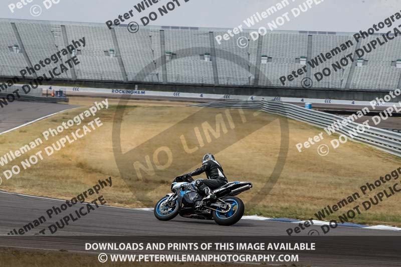 Rockingham no limits trackday;enduro digital images;event digital images;eventdigitalimages;no limits trackdays;peter wileman photography;racing digital images;rockingham raceway northamptonshire;rockingham trackday photographs;trackday digital images;trackday photos