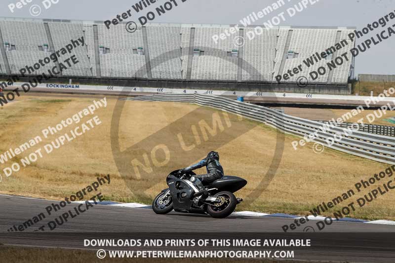 Rockingham no limits trackday;enduro digital images;event digital images;eventdigitalimages;no limits trackdays;peter wileman photography;racing digital images;rockingham raceway northamptonshire;rockingham trackday photographs;trackday digital images;trackday photos