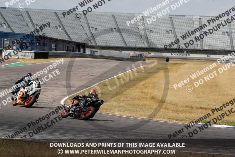 Rockingham no limits trackday;enduro digital images;event digital images;eventdigitalimages;no limits trackdays;peter wileman photography;racing digital images;rockingham raceway northamptonshire;rockingham trackday photographs;trackday digital images;trackday photos