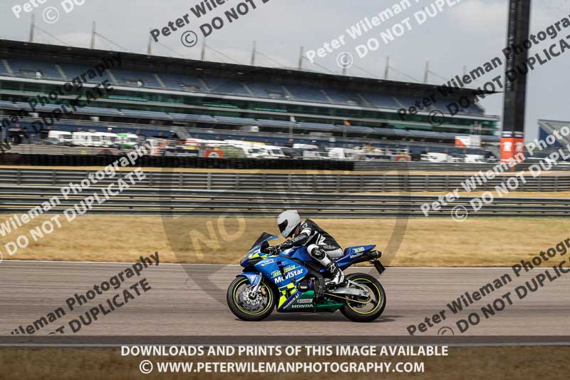 Rockingham no limits trackday;enduro digital images;event digital images;eventdigitalimages;no limits trackdays;peter wileman photography;racing digital images;rockingham raceway northamptonshire;rockingham trackday photographs;trackday digital images;trackday photos