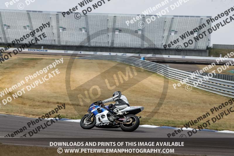 Rockingham no limits trackday;enduro digital images;event digital images;eventdigitalimages;no limits trackdays;peter wileman photography;racing digital images;rockingham raceway northamptonshire;rockingham trackday photographs;trackday digital images;trackday photos