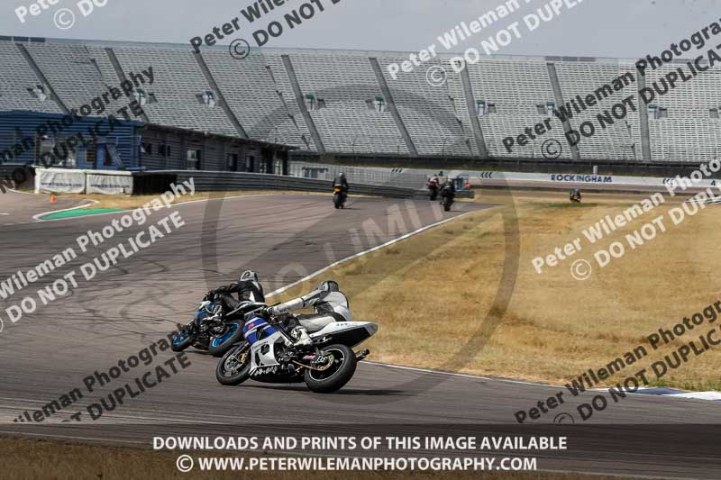 Rockingham no limits trackday;enduro digital images;event digital images;eventdigitalimages;no limits trackdays;peter wileman photography;racing digital images;rockingham raceway northamptonshire;rockingham trackday photographs;trackday digital images;trackday photos