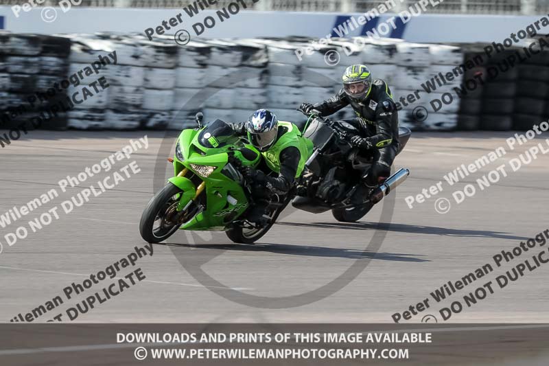 Rockingham no limits trackday;enduro digital images;event digital images;eventdigitalimages;no limits trackdays;peter wileman photography;racing digital images;rockingham raceway northamptonshire;rockingham trackday photographs;trackday digital images;trackday photos