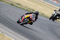 Rockingham-no-limits-trackday;enduro-digital-images;event-digital-images;eventdigitalimages;no-limits-trackdays;peter-wileman-photography;racing-digital-images;rockingham-raceway-northamptonshire;rockingham-trackday-photographs;trackday-digital-images;trackday-photos