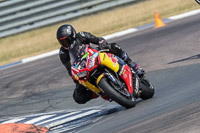 Rockingham-no-limits-trackday;enduro-digital-images;event-digital-images;eventdigitalimages;no-limits-trackdays;peter-wileman-photography;racing-digital-images;rockingham-raceway-northamptonshire;rockingham-trackday-photographs;trackday-digital-images;trackday-photos