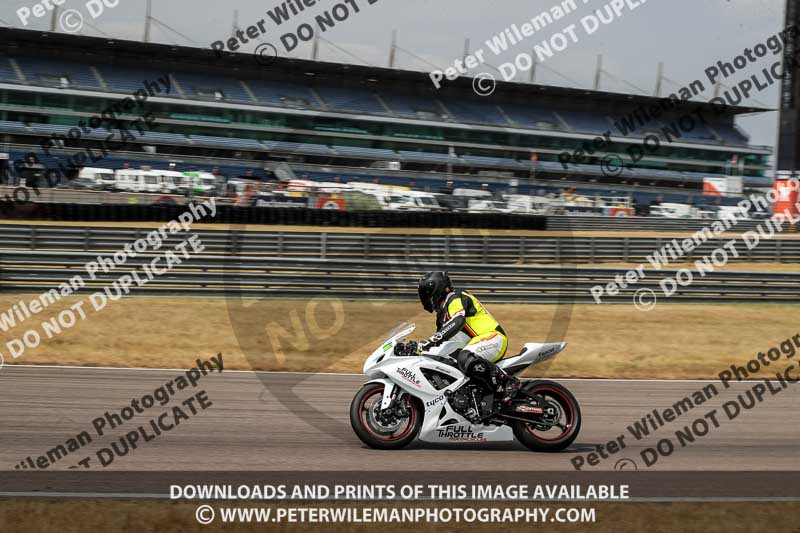 Rockingham no limits trackday;enduro digital images;event digital images;eventdigitalimages;no limits trackdays;peter wileman photography;racing digital images;rockingham raceway northamptonshire;rockingham trackday photographs;trackday digital images;trackday photos