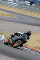 Rockingham-no-limits-trackday;enduro-digital-images;event-digital-images;eventdigitalimages;no-limits-trackdays;peter-wileman-photography;racing-digital-images;rockingham-raceway-northamptonshire;rockingham-trackday-photographs;trackday-digital-images;trackday-photos