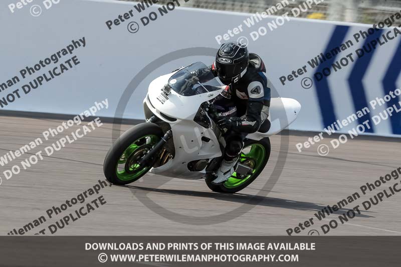 Rockingham no limits trackday;enduro digital images;event digital images;eventdigitalimages;no limits trackdays;peter wileman photography;racing digital images;rockingham raceway northamptonshire;rockingham trackday photographs;trackday digital images;trackday photos