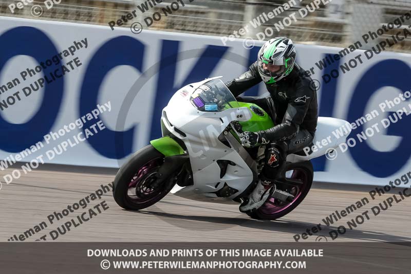 Rockingham no limits trackday;enduro digital images;event digital images;eventdigitalimages;no limits trackdays;peter wileman photography;racing digital images;rockingham raceway northamptonshire;rockingham trackday photographs;trackday digital images;trackday photos