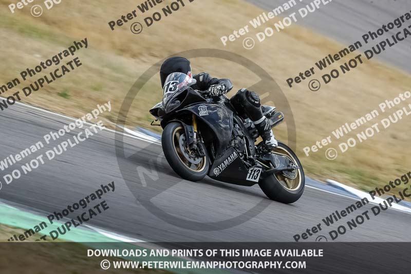 Rockingham no limits trackday;enduro digital images;event digital images;eventdigitalimages;no limits trackdays;peter wileman photography;racing digital images;rockingham raceway northamptonshire;rockingham trackday photographs;trackday digital images;trackday photos