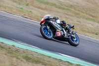 Rockingham-no-limits-trackday;enduro-digital-images;event-digital-images;eventdigitalimages;no-limits-trackdays;peter-wileman-photography;racing-digital-images;rockingham-raceway-northamptonshire;rockingham-trackday-photographs;trackday-digital-images;trackday-photos