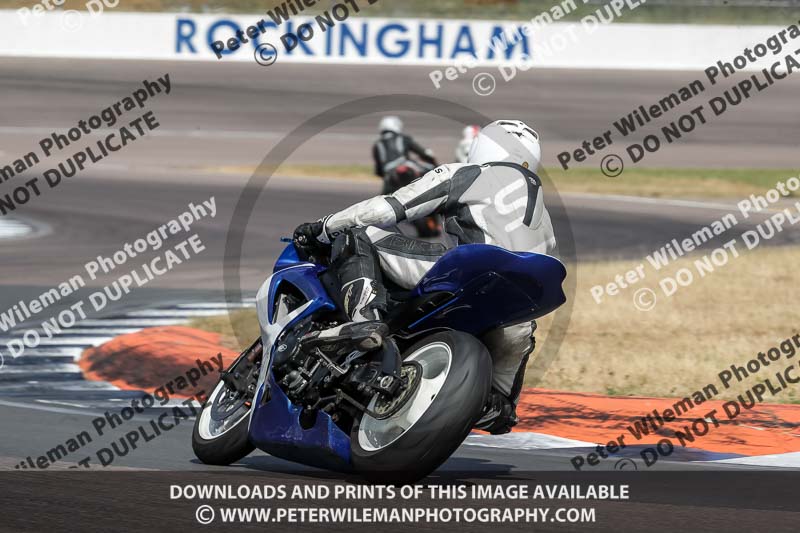 Rockingham no limits trackday;enduro digital images;event digital images;eventdigitalimages;no limits trackdays;peter wileman photography;racing digital images;rockingham raceway northamptonshire;rockingham trackday photographs;trackday digital images;trackday photos