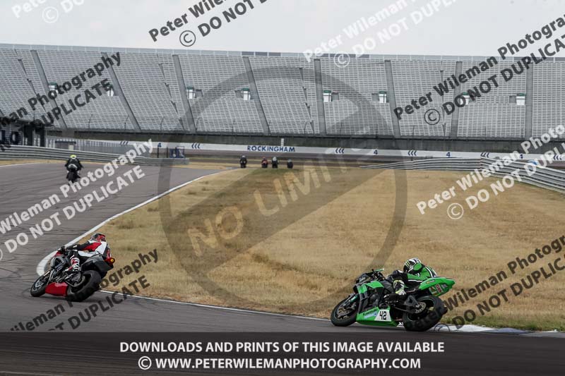 Rockingham no limits trackday;enduro digital images;event digital images;eventdigitalimages;no limits trackdays;peter wileman photography;racing digital images;rockingham raceway northamptonshire;rockingham trackday photographs;trackday digital images;trackday photos