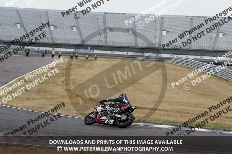 Rockingham no limits trackday;enduro digital images;event digital images;eventdigitalimages;no limits trackdays;peter wileman photography;racing digital images;rockingham raceway northamptonshire;rockingham trackday photographs;trackday digital images;trackday photos