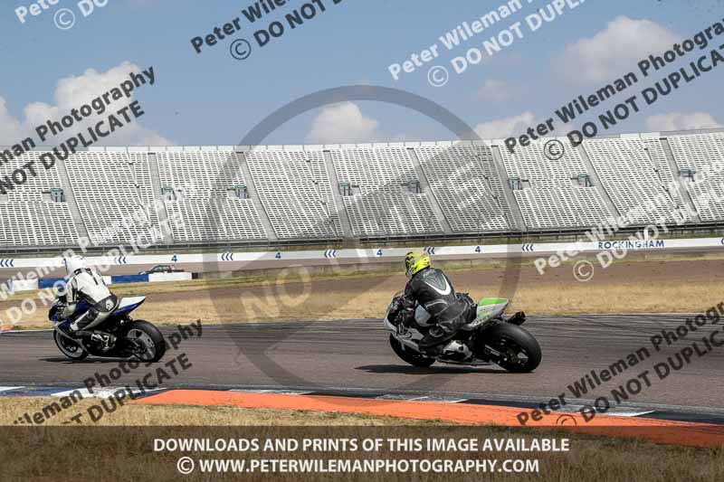 Rockingham no limits trackday;enduro digital images;event digital images;eventdigitalimages;no limits trackdays;peter wileman photography;racing digital images;rockingham raceway northamptonshire;rockingham trackday photographs;trackday digital images;trackday photos