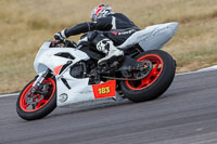 Rockingham-no-limits-trackday;enduro-digital-images;event-digital-images;eventdigitalimages;no-limits-trackdays;peter-wileman-photography;racing-digital-images;rockingham-raceway-northamptonshire;rockingham-trackday-photographs;trackday-digital-images;trackday-photos