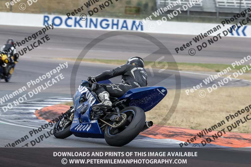 Rockingham no limits trackday;enduro digital images;event digital images;eventdigitalimages;no limits trackdays;peter wileman photography;racing digital images;rockingham raceway northamptonshire;rockingham trackday photographs;trackday digital images;trackday photos