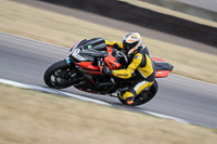 Rockingham-no-limits-trackday;enduro-digital-images;event-digital-images;eventdigitalimages;no-limits-trackdays;peter-wileman-photography;racing-digital-images;rockingham-raceway-northamptonshire;rockingham-trackday-photographs;trackday-digital-images;trackday-photos