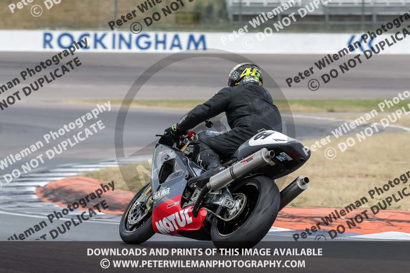 Rockingham no limits trackday;enduro digital images;event digital images;eventdigitalimages;no limits trackdays;peter wileman photography;racing digital images;rockingham raceway northamptonshire;rockingham trackday photographs;trackday digital images;trackday photos