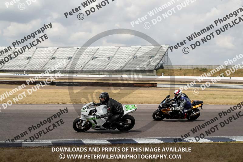 Rockingham no limits trackday;enduro digital images;event digital images;eventdigitalimages;no limits trackdays;peter wileman photography;racing digital images;rockingham raceway northamptonshire;rockingham trackday photographs;trackday digital images;trackday photos
